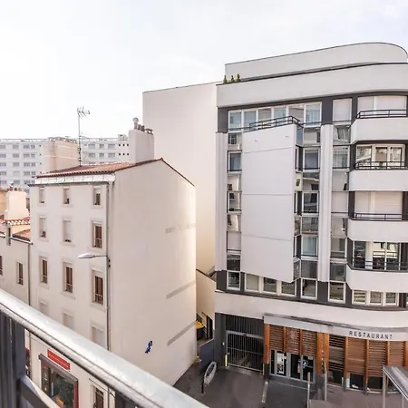 *lardeco* Central & Parking Appartement