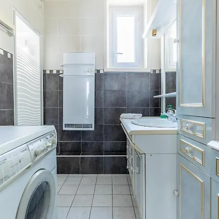 Appartement *lardeco* Central & Parking