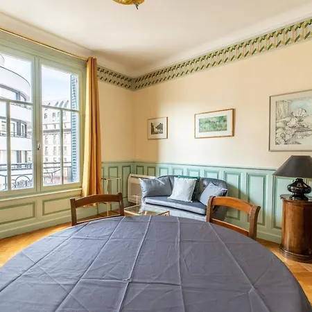 *lardeco* Central & Parking Appartement *