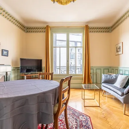 Appartement *lardeco* Central & Parking